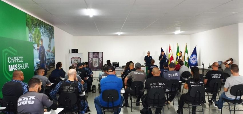 Guarda Municipal e Unochapec&oacute; oferecem curso de cinotecnia policial