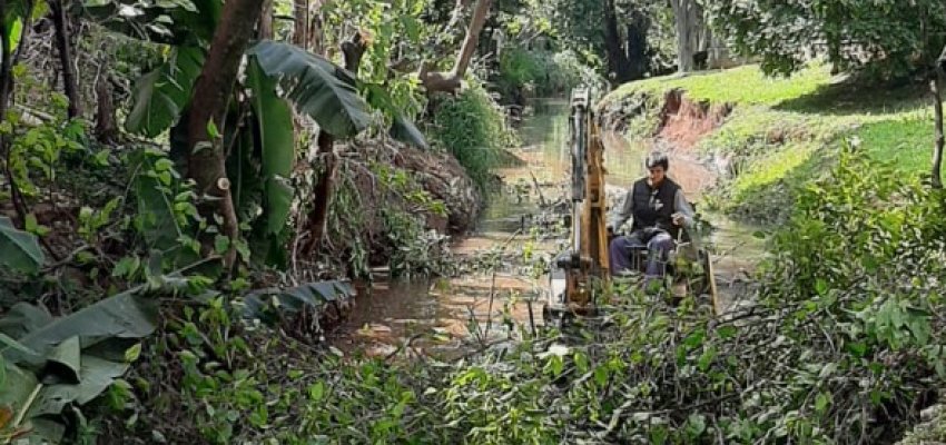 Prefeitura limpa 5 km de galerias e 4,1 km de c&oacute;rregos