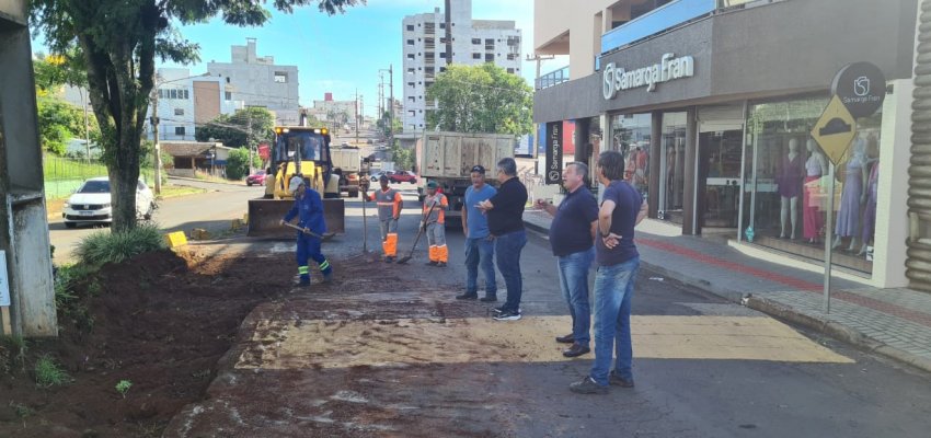 Prefeitura reduz canteiros da John Kennedy para melhorar o trânsito