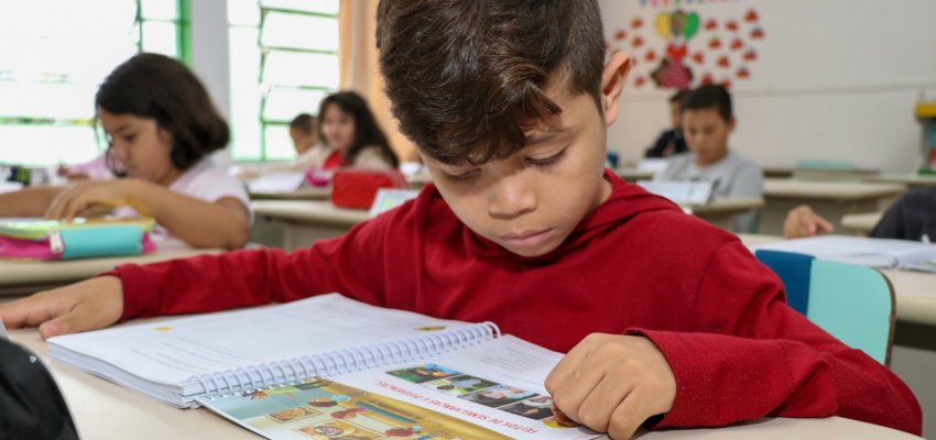 Investimentos em livro did&aacute;tico na Rede Municipal de Ensino &eacute; pr&oacute;ximo de R$ 14 milh&otilde;es