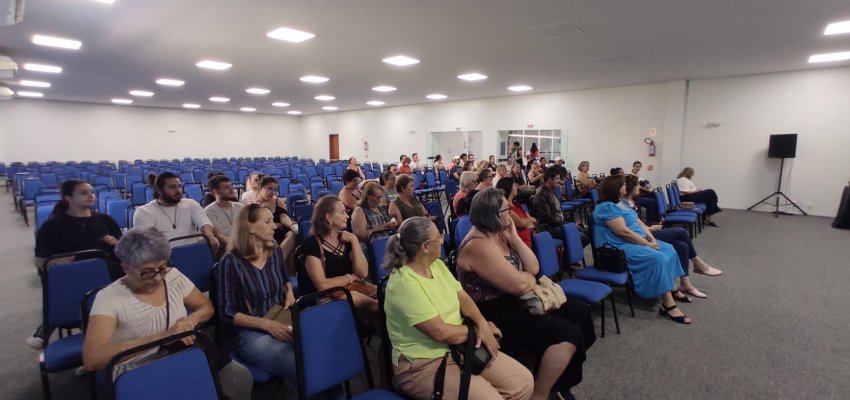 Dia do Artes&atilde;o &eacute; comemorado em Chapec&oacute;