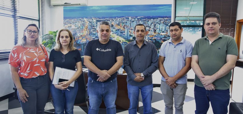 Prefeito recebe equipe de gest&atilde;o e conselho da EBM S&atilde;o Crist&oacute;v&atilde;o
