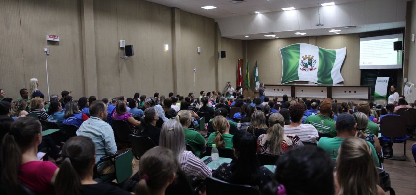 Servidores participam de capacita&ccedil;&atilde;o sobre dengue em Chapec&oacute;
