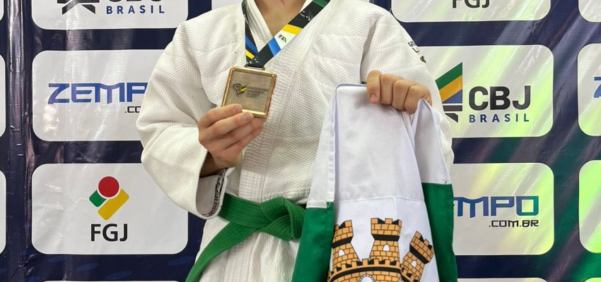 Atletas de jud&ocirc; conquistam tr&ecirc;s medalhas na Regional Sul do Brasileiro