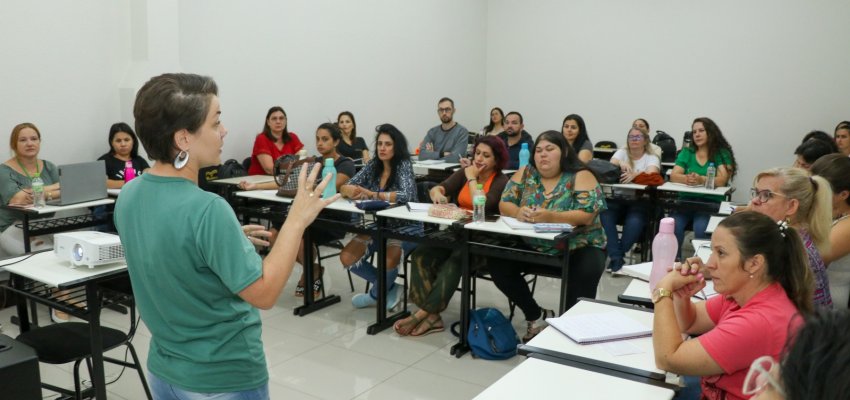 Iniciadas as forma&ccedil;&otilde;es do Programa Pare na Rede Municipal
