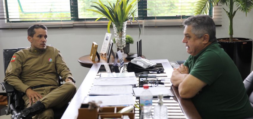 Prefeito recebe novo comandante do 2o Batalh&atilde;o de Pol&iacute;cia Militar