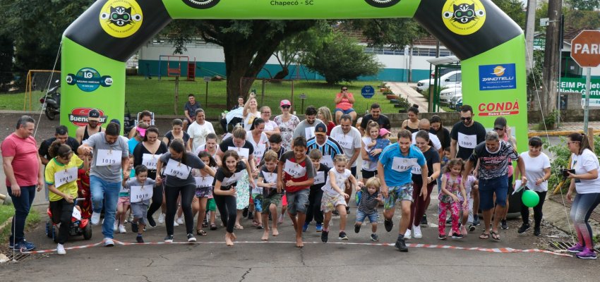 Rede Municipal realiza Dia da Fam&iacute;lia na Escola