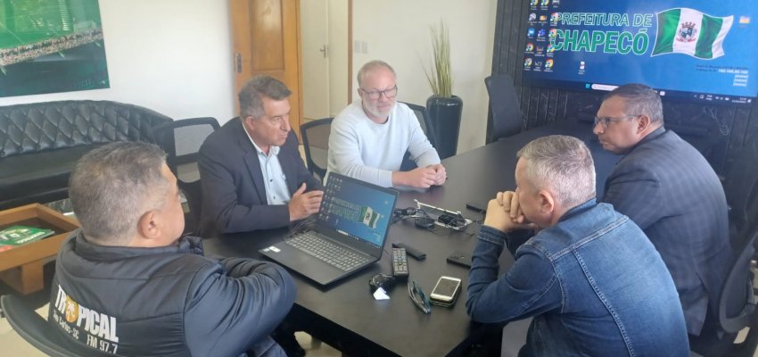 Prefeito recebe secret&aacute;rio nacional do Minist&eacute;rio do Esporte