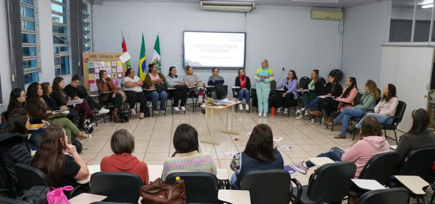 Secretaria de Educa&ccedil;&atilde;o inicia atividades do Grupo Territoriar