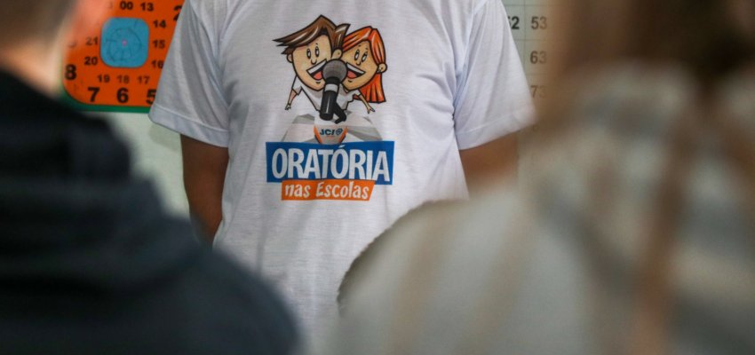 Projeto Orat&oacute;ria nas Escolas &eacute; lan&ccedil;ado na Rede Municipal 