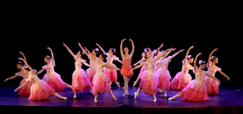 Escola de Artes foi premiada em Festival de Dan&ccedil;a
