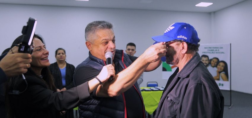 Programa De Olho no Futuro j&aacute; beneficiou 655 estudantes e idosos