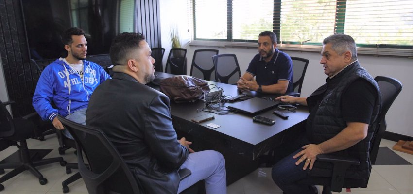 Neto far&aacute; jogo de despedida na Arena Cond&aacute;