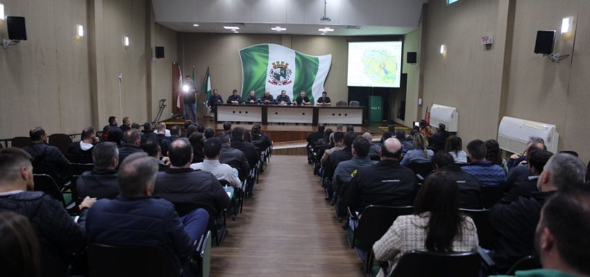 Prefeitura re&uacute;ne empres&aacute;rios interessados no novo Distrito Industrial