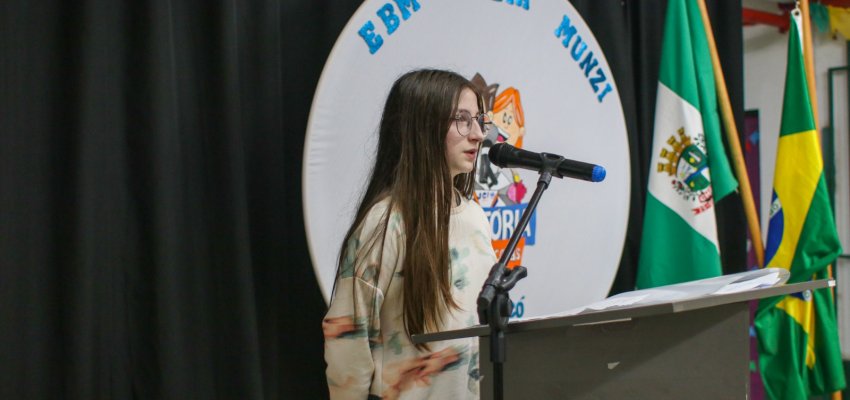 Projeto Orat&oacute;ria nas Escolas entra na etapa das finais internas