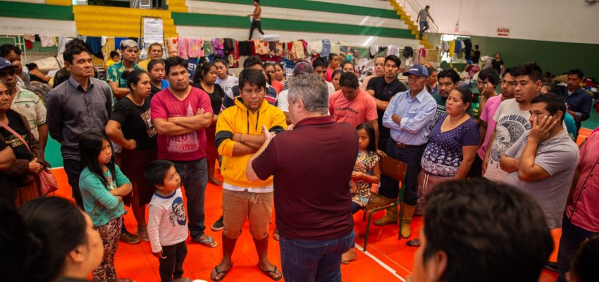 Prefeitura d&aacute; prazo para &iacute;ndios voltarem para a aldeia