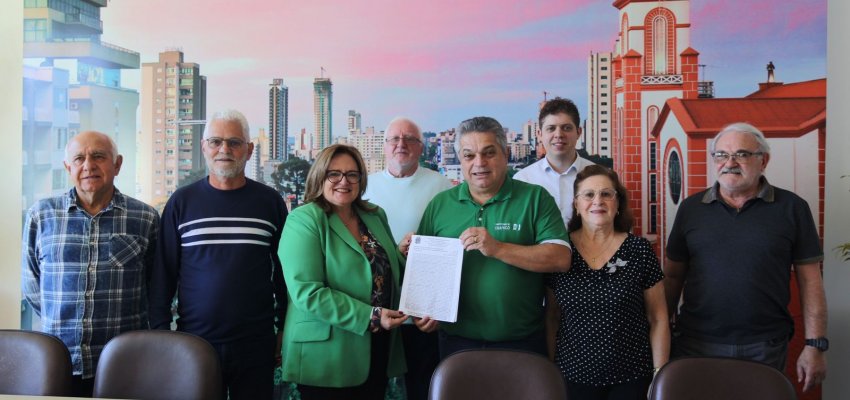Prefeitura recebe doa&ccedil;&atilde;o de &aacute;rea para constru&ccedil;&atilde;o do Parque Verde Vida