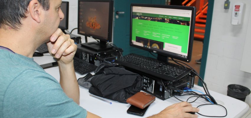 Chapec&oacute; &eacute; a segunda Prefeitura de SC a implantar o Sistema Eletr&ocirc;nico de Informa&ccedil;&otilde;es