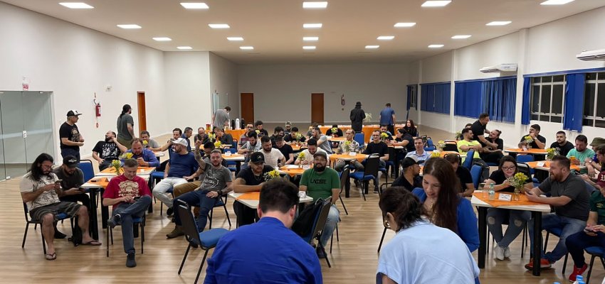 Artistas locais da Efapi 2023 assinam contrato