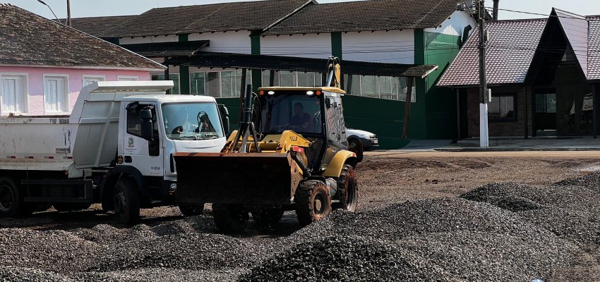 Mais de 40 pessoas trabalham nas melhorias no Parque da Efapi