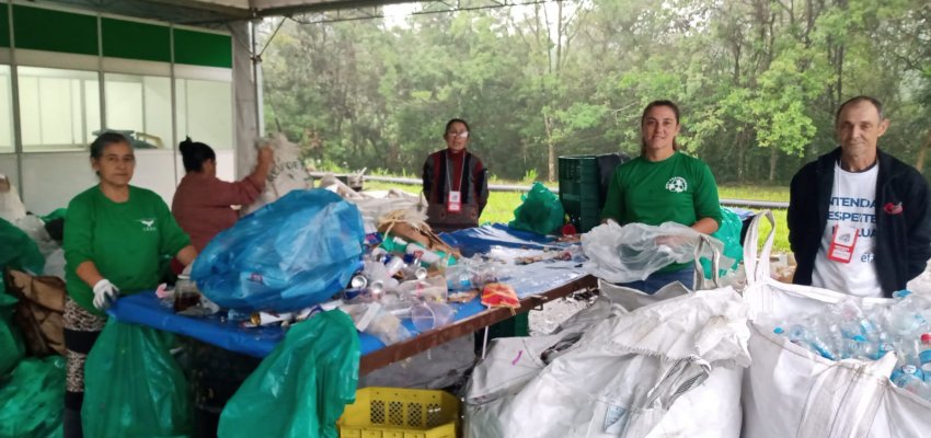 Reciclagem de 12 toneladas de lixo na Efapi gerou benefício social e ambiental