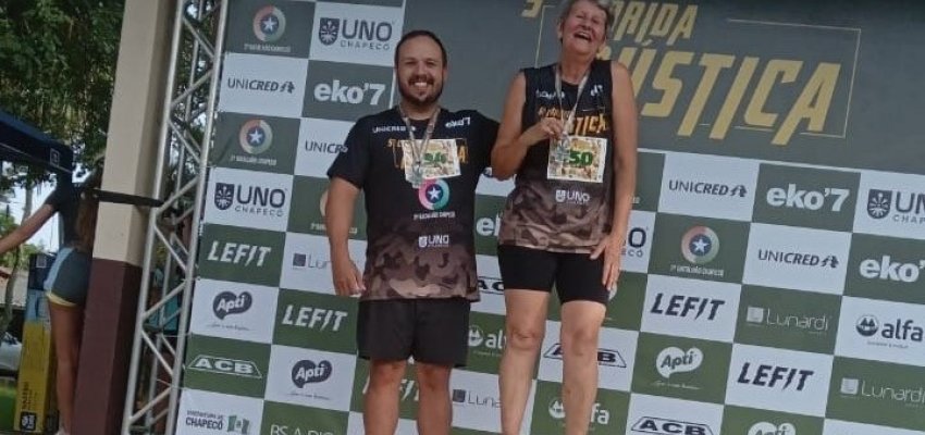 Paciente da saúde corre 5km com apoio do professor do posto