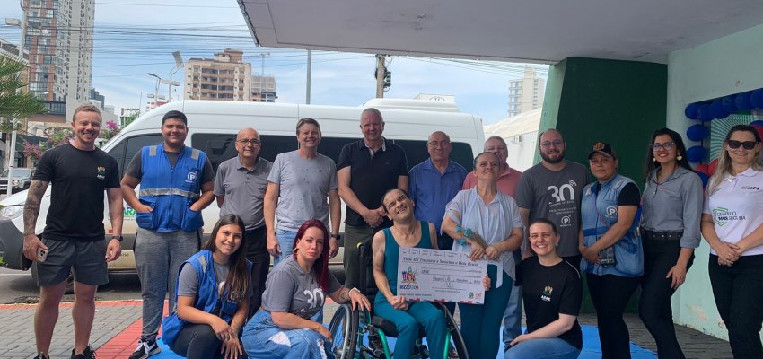 Rizzo Park doou mais de 20 mil reais para APAE de Chapecó/SC