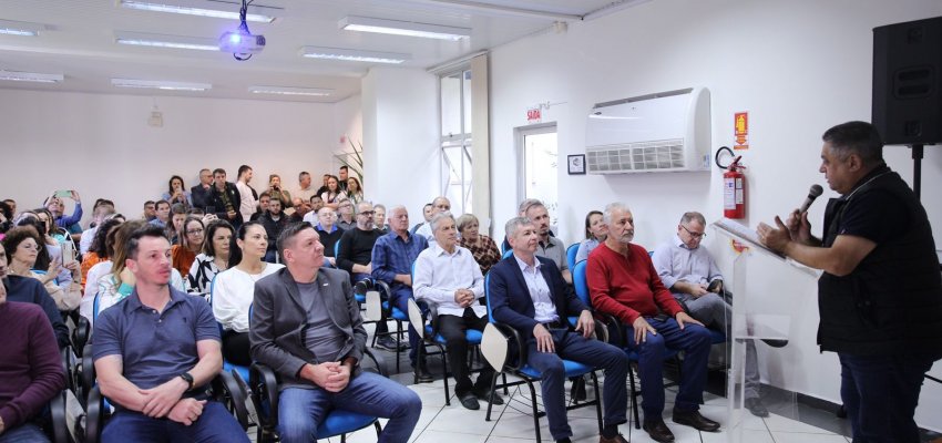 Prefeitura de Chapecó e CDL lançam programação natalina