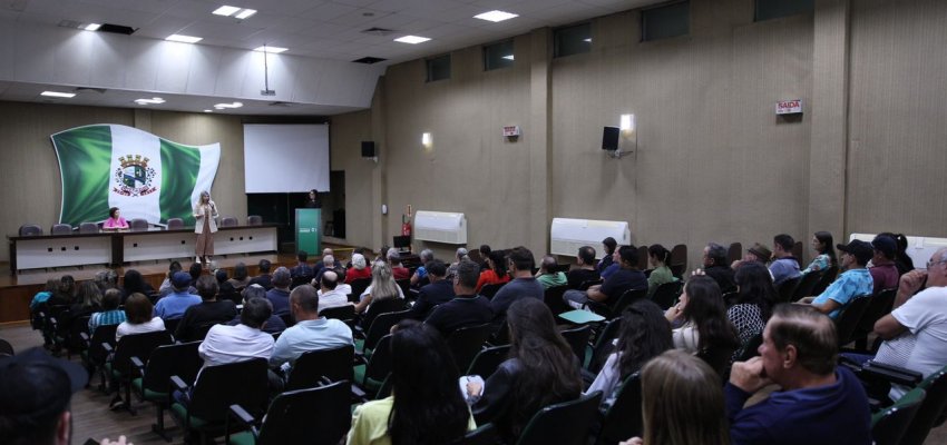 Prefeitura entrega mais 82 certidões de regularização fundiária