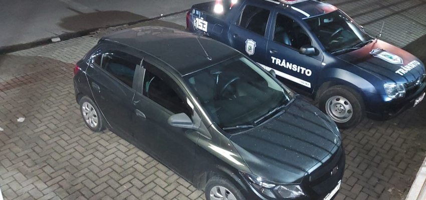 Agentes de Trânsito e Guarda Municipal apreendem veículo Clonado