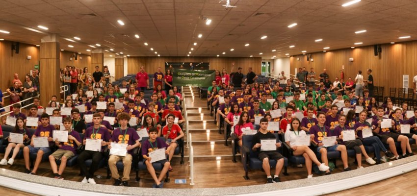 Alunos da Rede Municipal de Ensino são Premiados em Olimpíada de Matemática