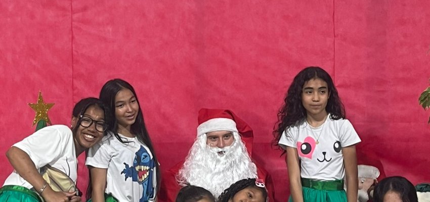 Confraternização natalina no Centro de Convivência Passo dos Fortes