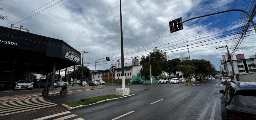Mais dois sem&aacute;foros ser&atilde;o alterados em Chapec&oacute;