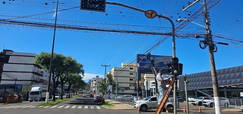 Seguem altera&ccedil;&otilde;es dos sem&aacute;foros em Chapec&oacute;