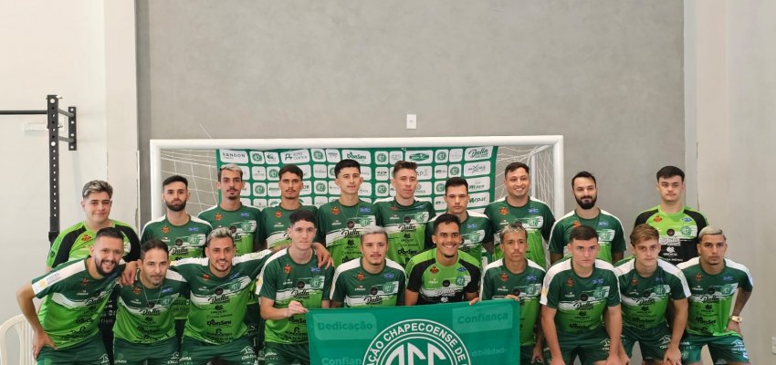 Chapecoense Futsal apresenta jogadores e inicia pr&eacute;-temporada