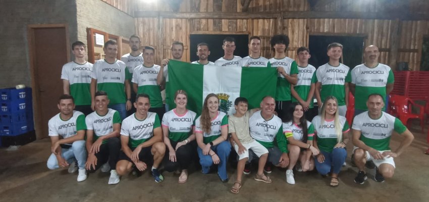 Prefeitura de Chapecó/Aprocicli apresenta atletas e nova diretoria