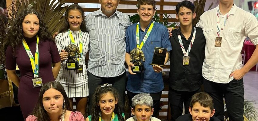 Atletas da Acha Jud&ocirc; entre os destaques de SC