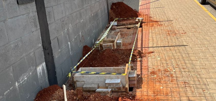 Inicia a instalação de abrigos para passageiros de ônibus