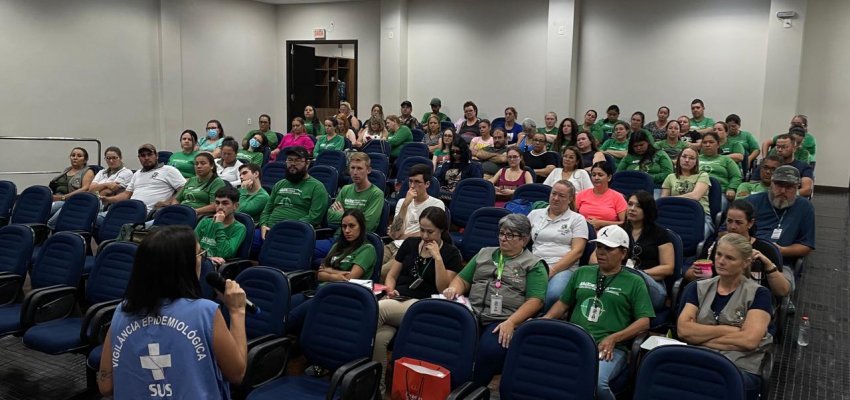 Agentes de Combate a Endemias recebem capacitação sobre a Dengue