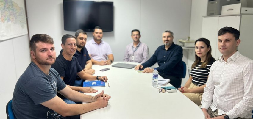 Equipe de São Miguel do Iguaçu/PR visita Chapecó