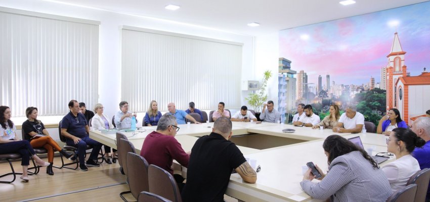 Comitiva do Acre visita Chapecó