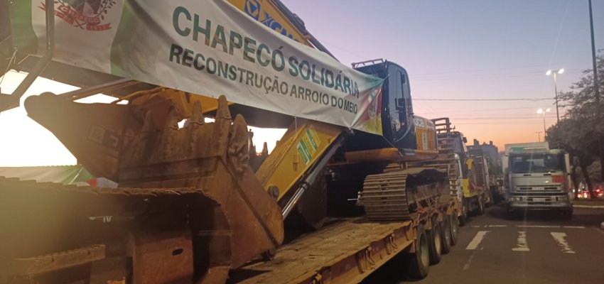 Comboio com cerca de 30 caminh&otilde;es levar&aacute; ajuda para Arroio do Meio