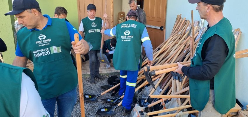 Cerca de 200 volunt&aacute;rios de Chapec&oacute; v&atilde;o trabalhar em Arroio do Meio