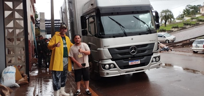 Chapecó distribui mais donativos para Roca Salles e Muçum e segue trabalhos em Arroio do Meio