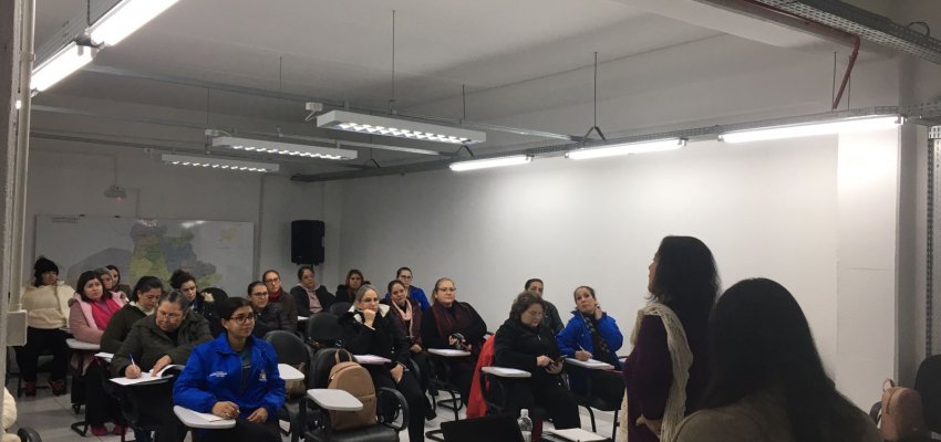 ACS de Chapec&oacute; participam de curso de Espanhol