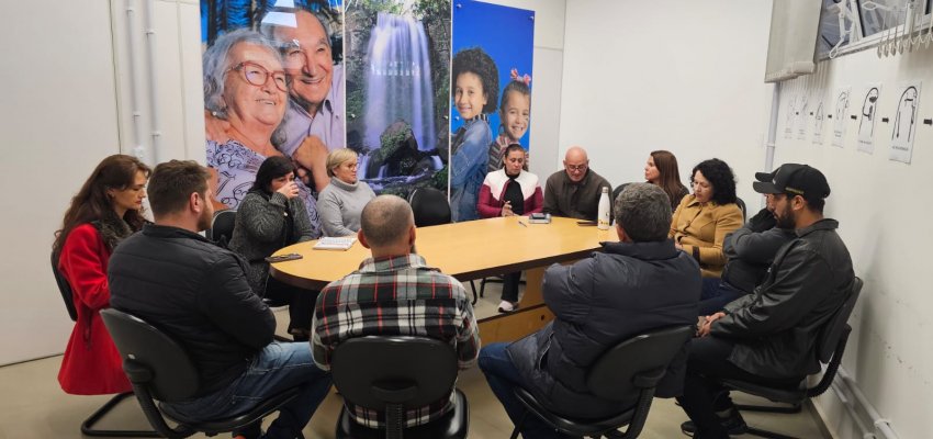 Reunião planeja possíveis ações para receber moradores do RS