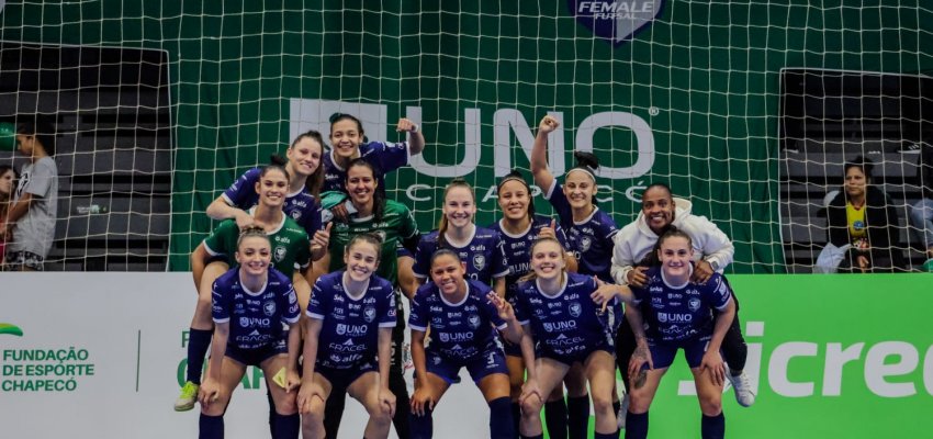 PMC/Female/Unochapec&oacute; vence a segunda na Liga Feminina de Futsal