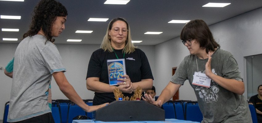 Rede Municipal de Ensino realiza 1&ordm; �ENGLISH GAME SHOW�