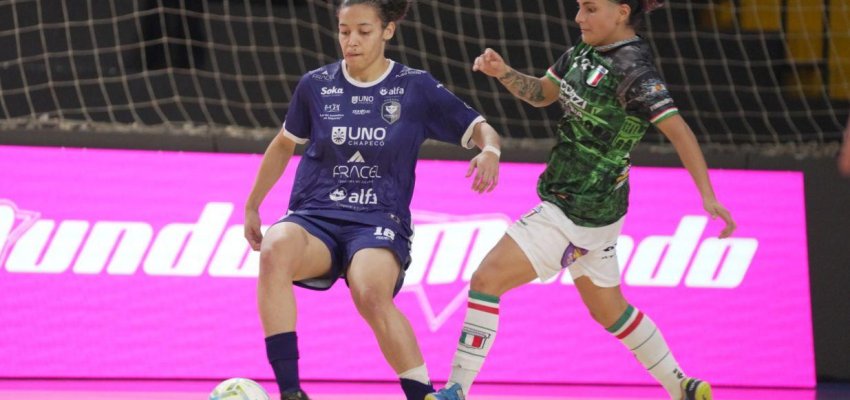 Maior placar da rodada marca estreia da Prefeitura de Chapec&oacute;/Female Futsal/Unochapec&oacute; na Copa Mundo