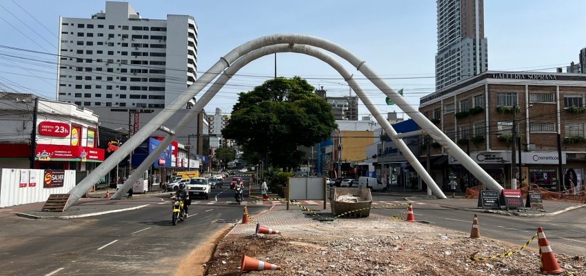 Antiga Central de Informa&ccedil;&otilde;es &eacute; demolida para constru&ccedil;&atilde;o do Boulevard Benjamin Constant